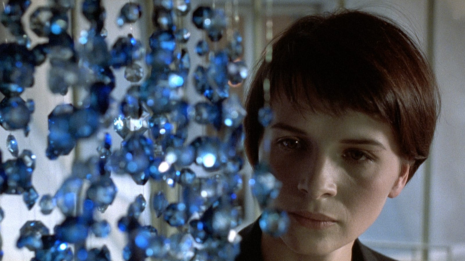 Three Colors Blue 1993 The Criterion Collection