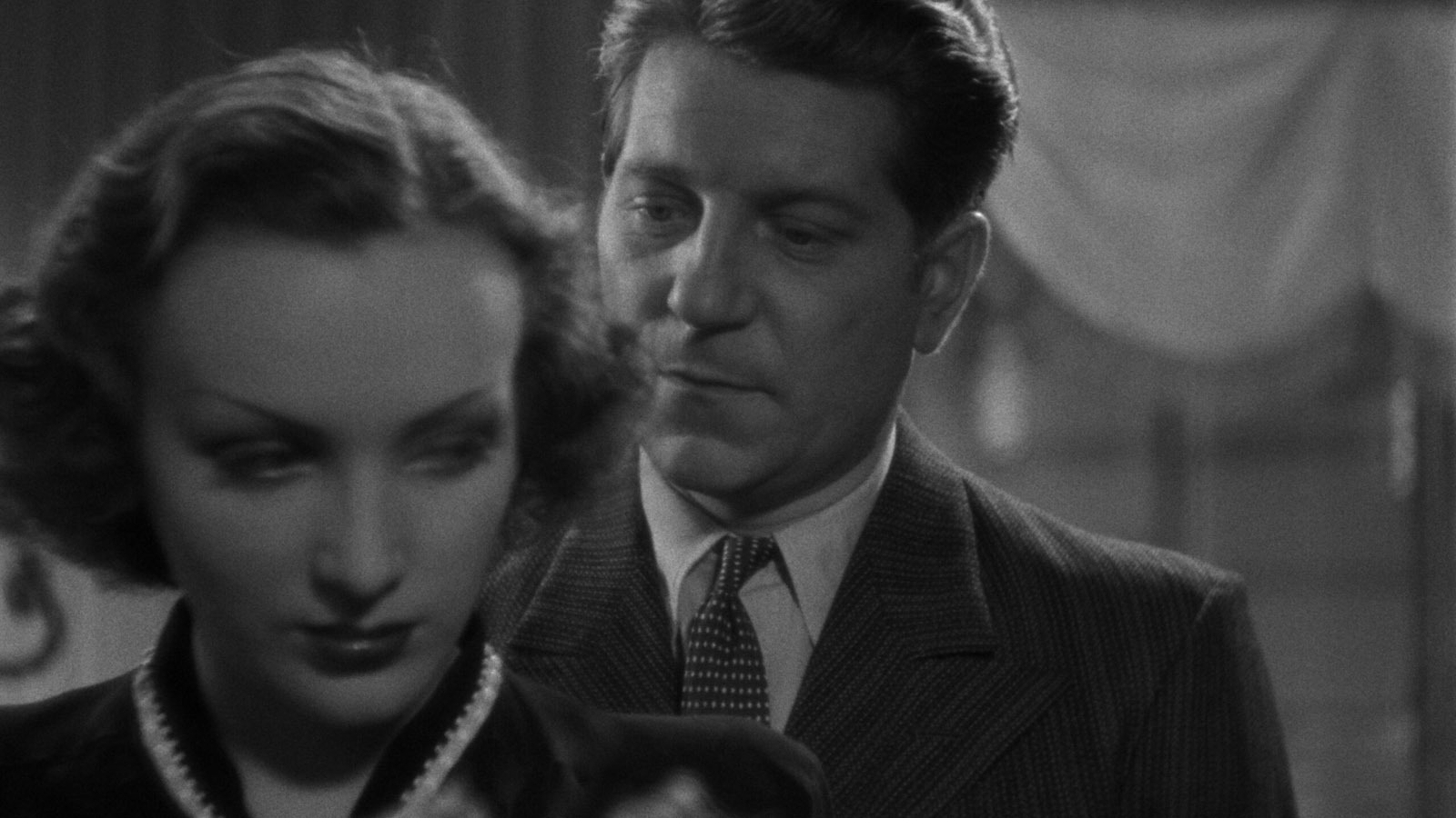 Notebook Primer: Film Noir on Notebook